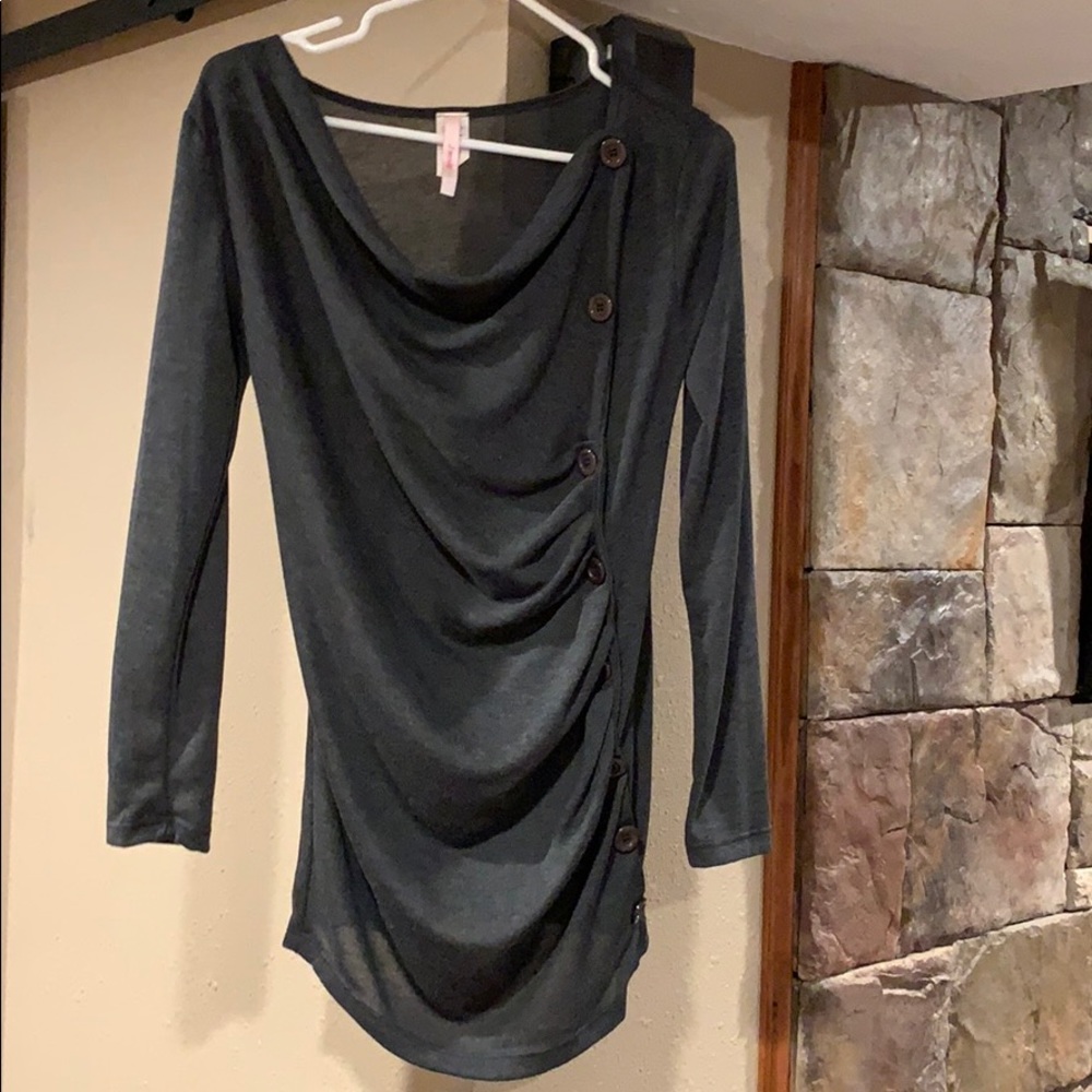 Super cute dress top